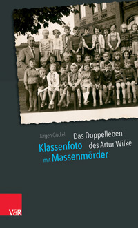 Buchcover Klassenfoto mit Massenmörder